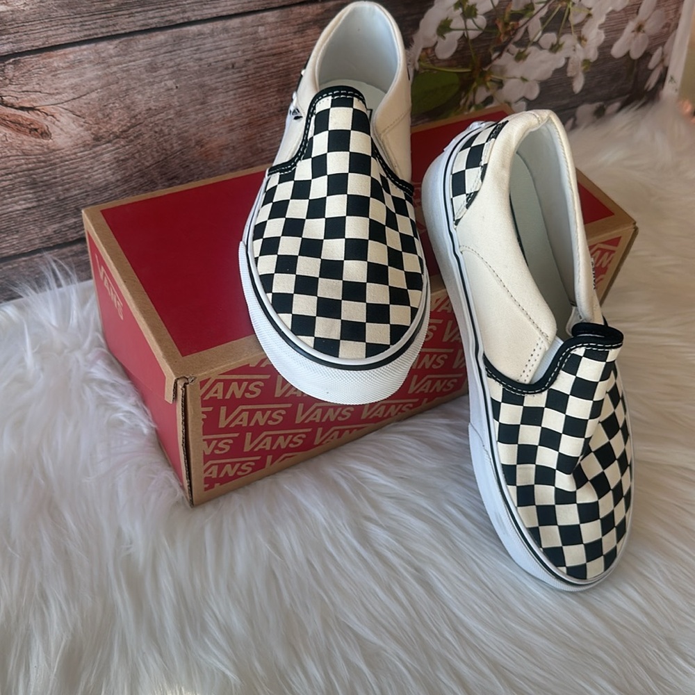 Vans Women’s Skateboarding Slippers Size 8.5 - Picture 2 of 14